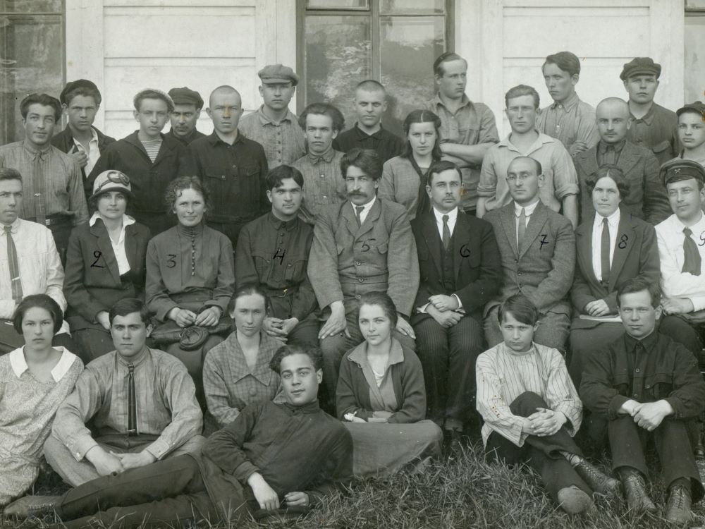 Рабфаковцы и их преподаватели, 1923 год